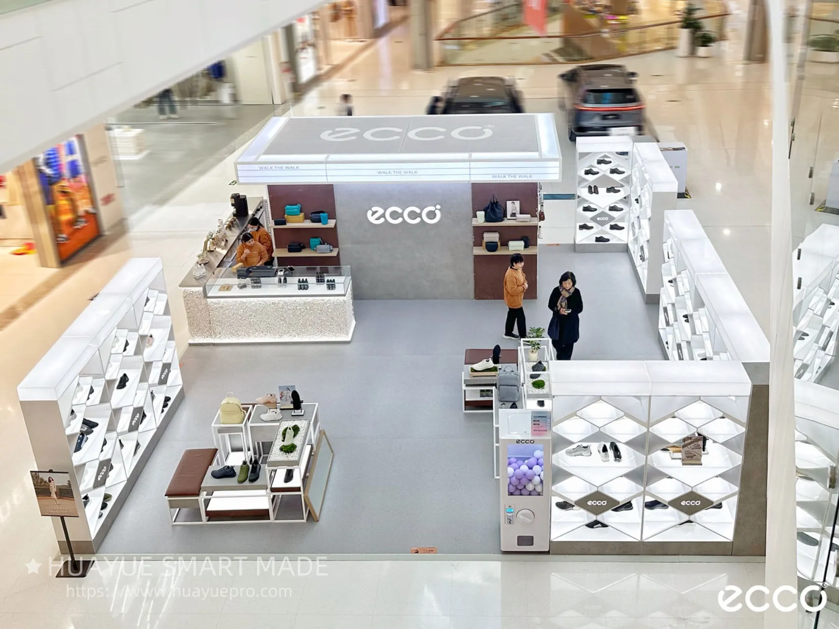 Clothing brand pop-up store promotion display area
