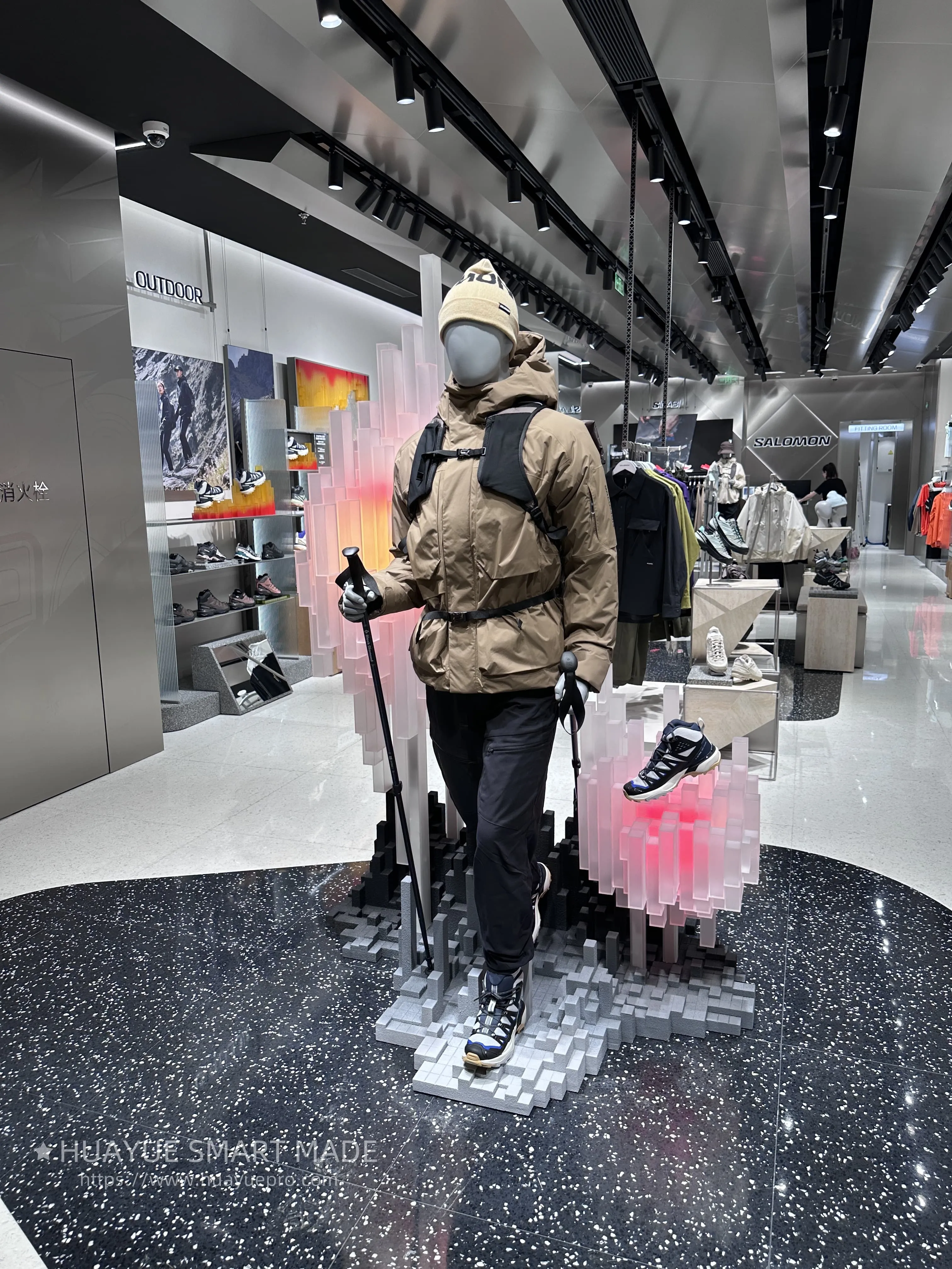 Necessary artistic product display props for brand stores