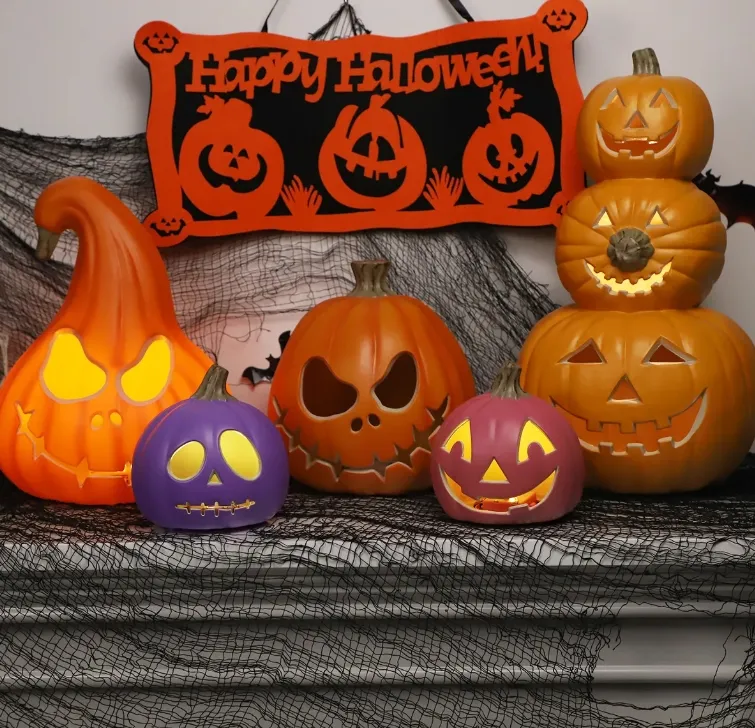 Haunted House Indoor Outdoor Artificial Realistic Hot Sale Halloween Pumpkin for Halloween Decorations